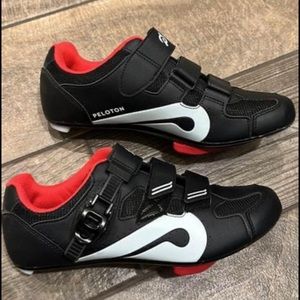 Peloton Cycling Shoes With Cleats size43